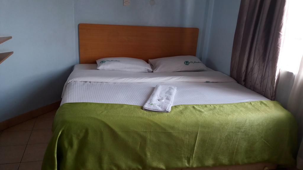 La Jardine Bed & Breakfast Nairobi Exterior photo